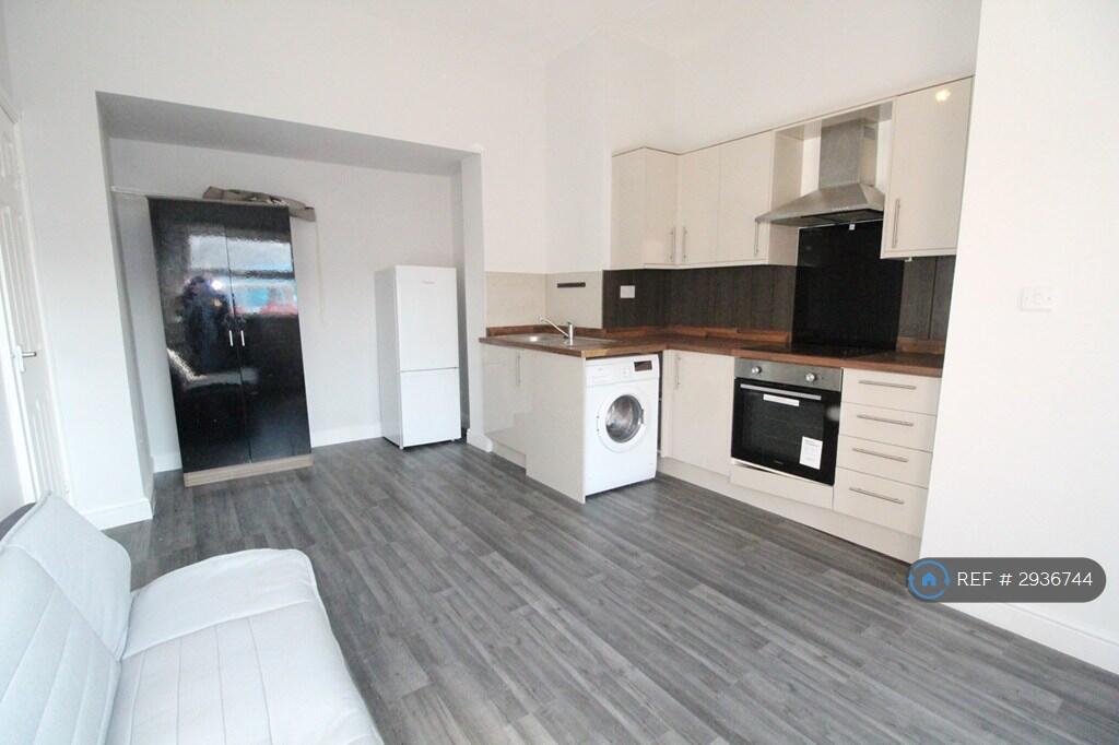 1 bed 1st Floor Flat for rent in Nottingham. From OpenRent