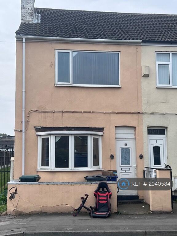 2 bed Mid Terraced House for rent in Stainforth. From OpenRent