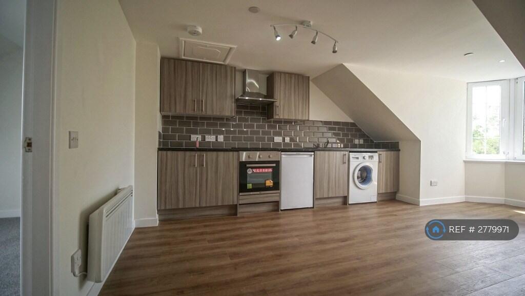 2 bed 1st Floor Flat for rent in Dumbarton. From OpenRent 2 bed 1st Floor Flat for rent in Dumbarton. From OpenRent