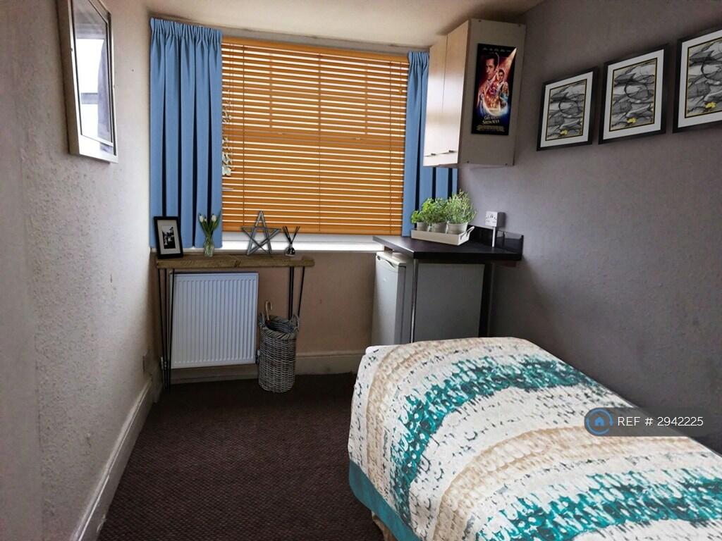 1 bed House Share for rent in Morecambe. From OpenRent