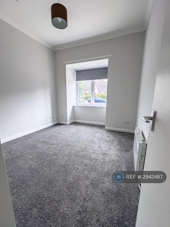 1 bed 1st Floor Flat for rent in Clydebank. From OpenRent