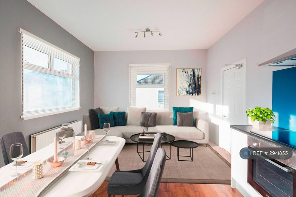 1 bed 1st Floor Flat for rent in Newport. From OpenRent 1 bed 1st Floor Flat for rent in Newport. From OpenRent