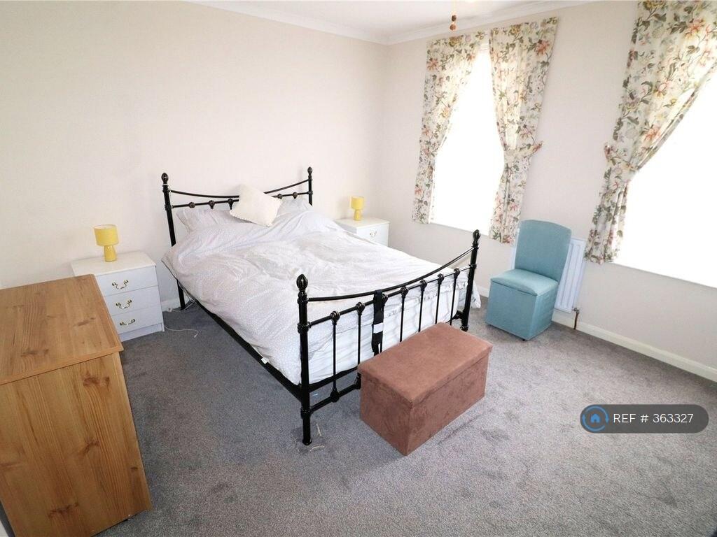 1 bed House Share for rent in Erith. From OpenRent