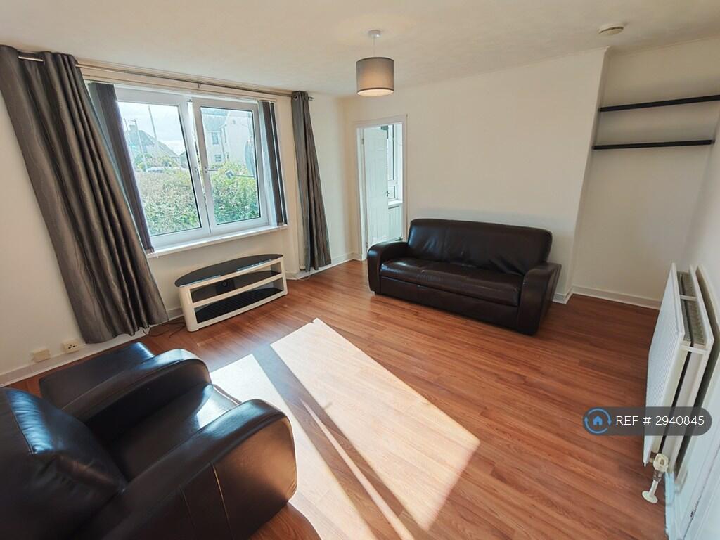 2 bed 1st Floor Flat for rent in Aberdeen. From OpenRent