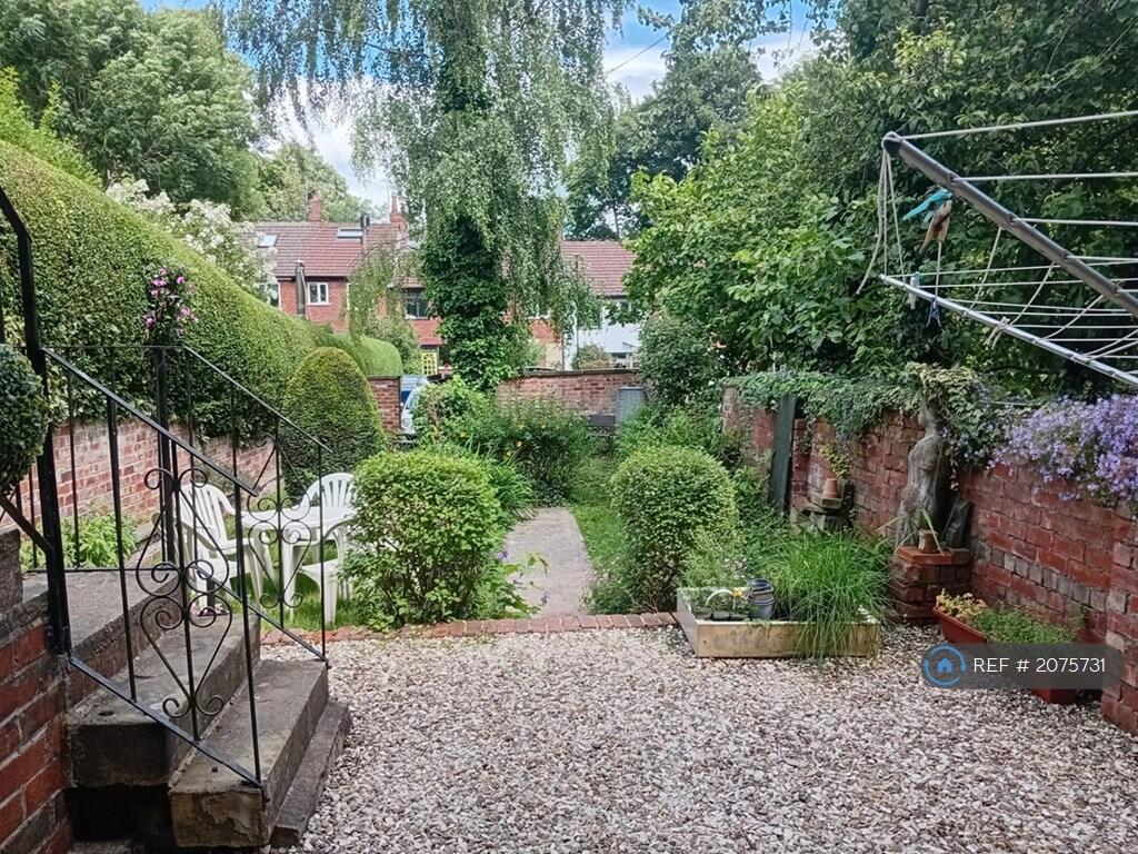 1 bed House Share for rent in Leeds. From OpenRent
