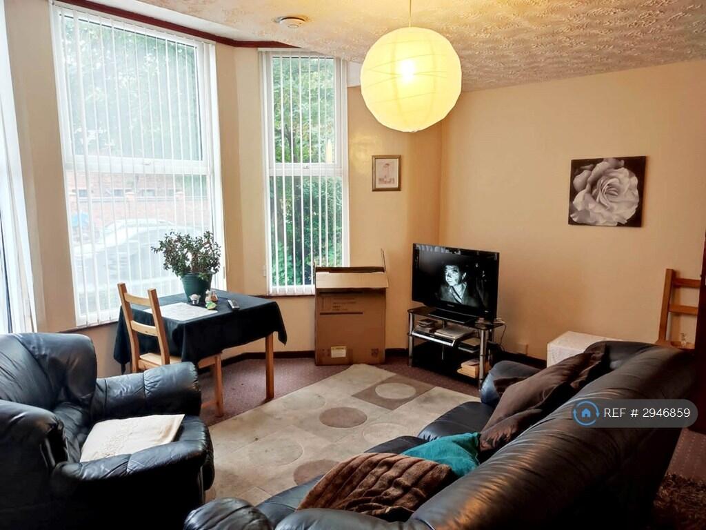 1 bed 1st Floor Flat for rent in Liverpool. From OpenRent