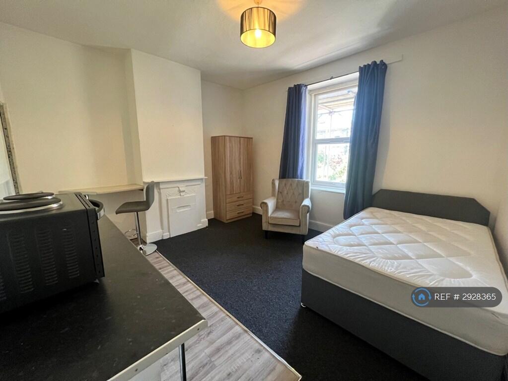 1 bed House Share for rent in Bristol. From OpenRent