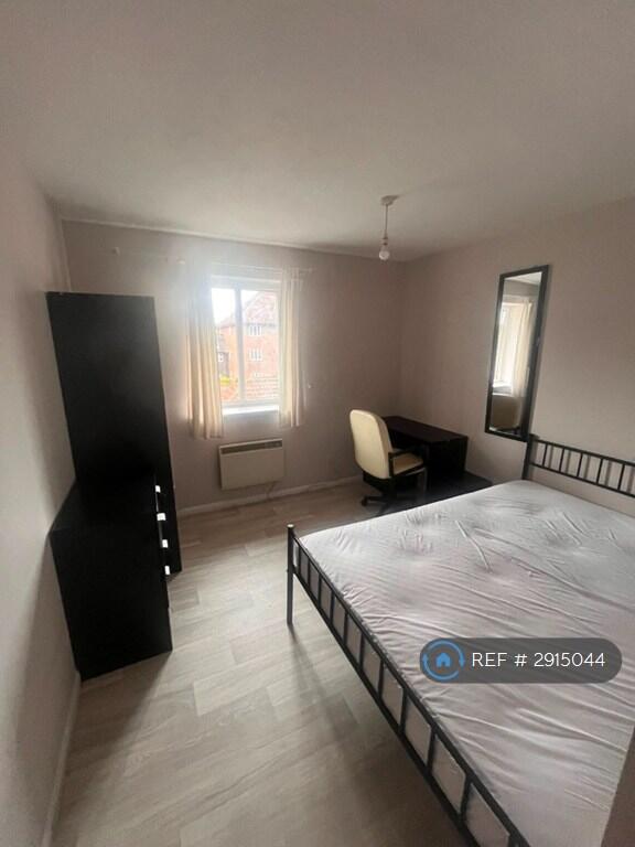 1 bed Flat Share for rent in Colchester. From OpenRent