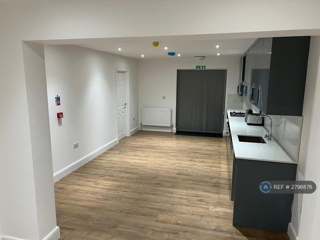 1 bed House Share for rent in Hounslow. From OpenRent