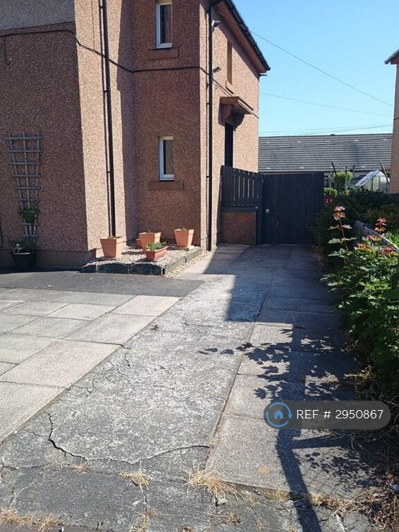 2 bed 1st Floor Flat for rent in Irvine. From OpenRent 2 bed 1st Floor Flat for rent in Irvine. From OpenRent