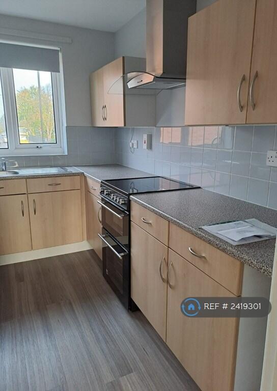 2 bed 1st Floor Flat for rent in Golborne. From OpenRent