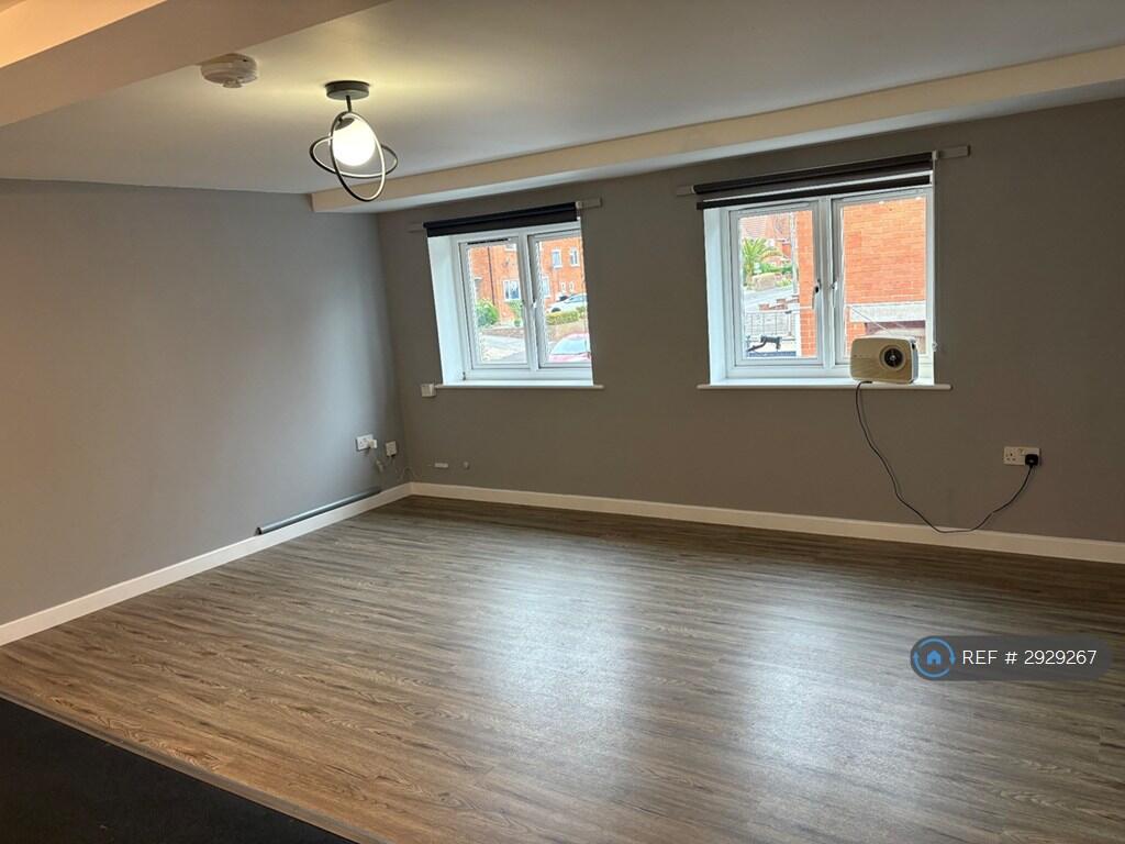 1 bed 1st Floor Flat for rent in Yeovil. From OpenRent 1 bed 1st Floor Flat for rent in Yeovil. From OpenRent