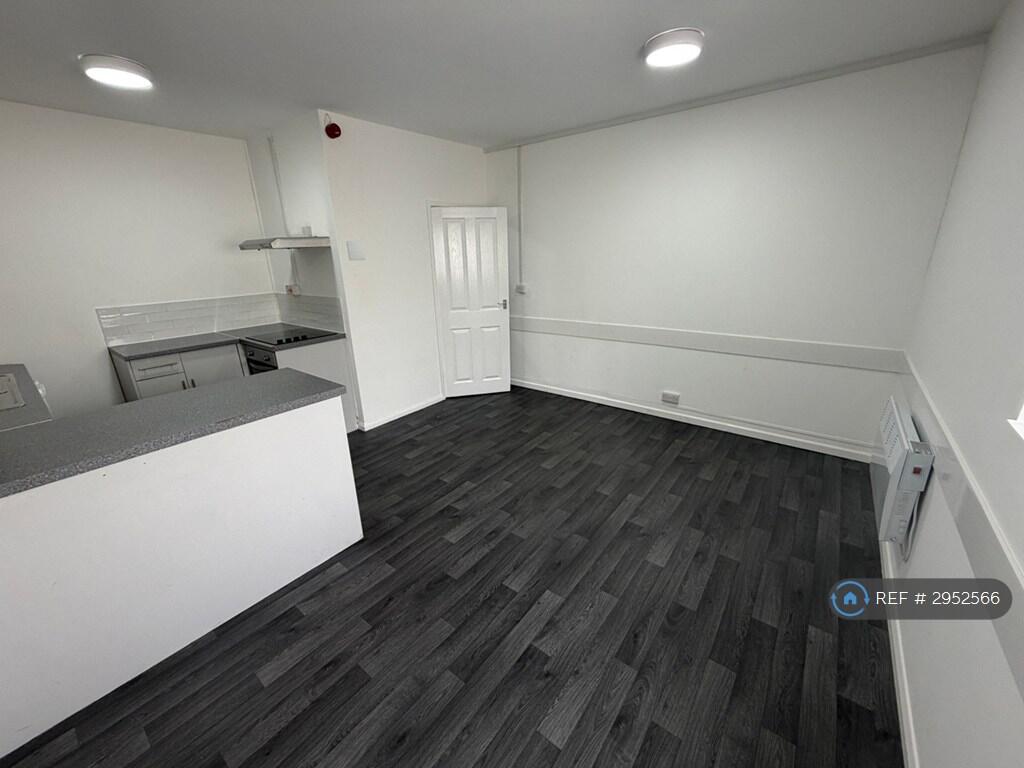 1 bed 1st Floor Flat for rent in Cannock. From OpenRent 1 bed 1st Floor Flat for rent in Cannock. From OpenRent