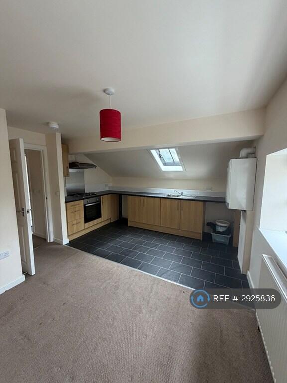 1 bed 1st Floor Flat for rent in Booth Wood. From OpenRent 1 bed 1st Floor Flat for rent in Booth Wood. From OpenRent