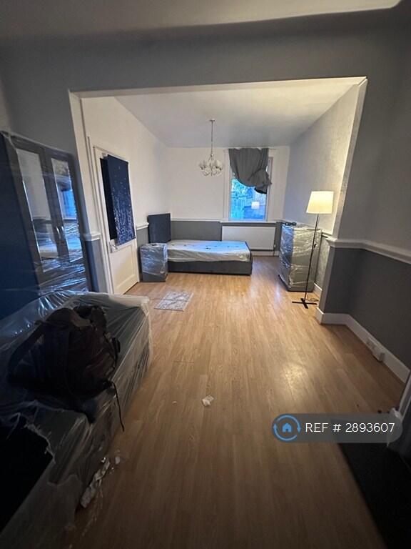 1 bed House Share for rent in Erith. From OpenRent