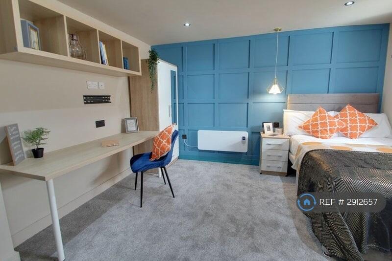 1 bed Flat Share for rent in Stoughton. From OpenRent 1 bed Flat Share for rent in Stoughton. From OpenRent