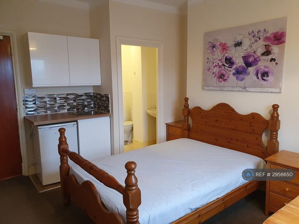 1 bed House Share for rent in Derby. From OpenRent