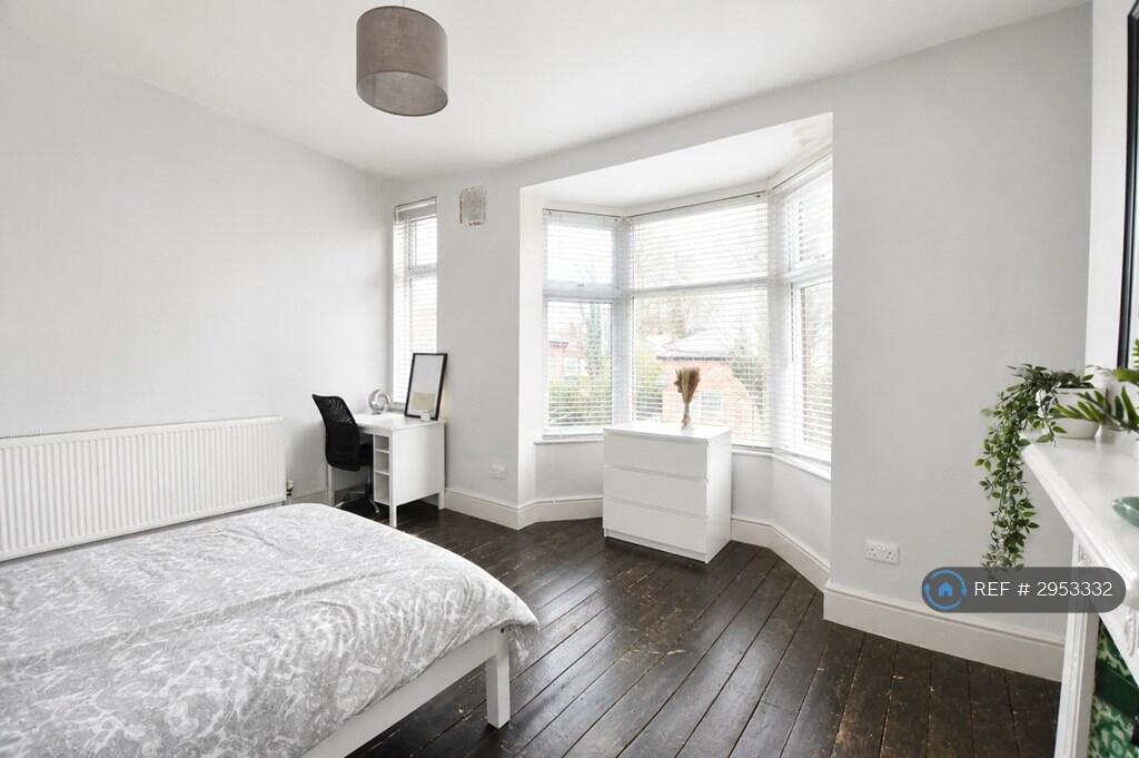 1 bed House Share for rent in Leicester. From OpenRent