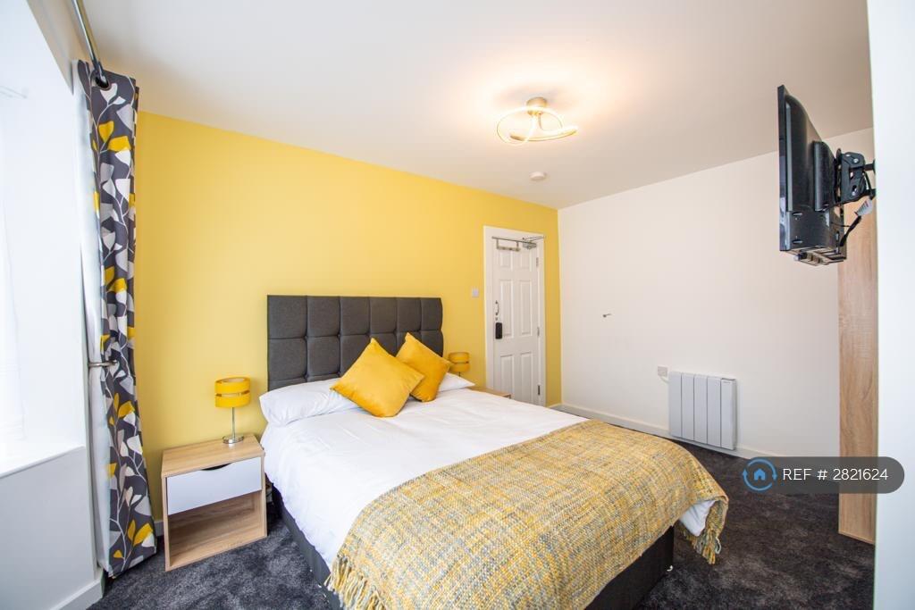2 bed 1st Floor Flat for rent in Hale. From OpenRent