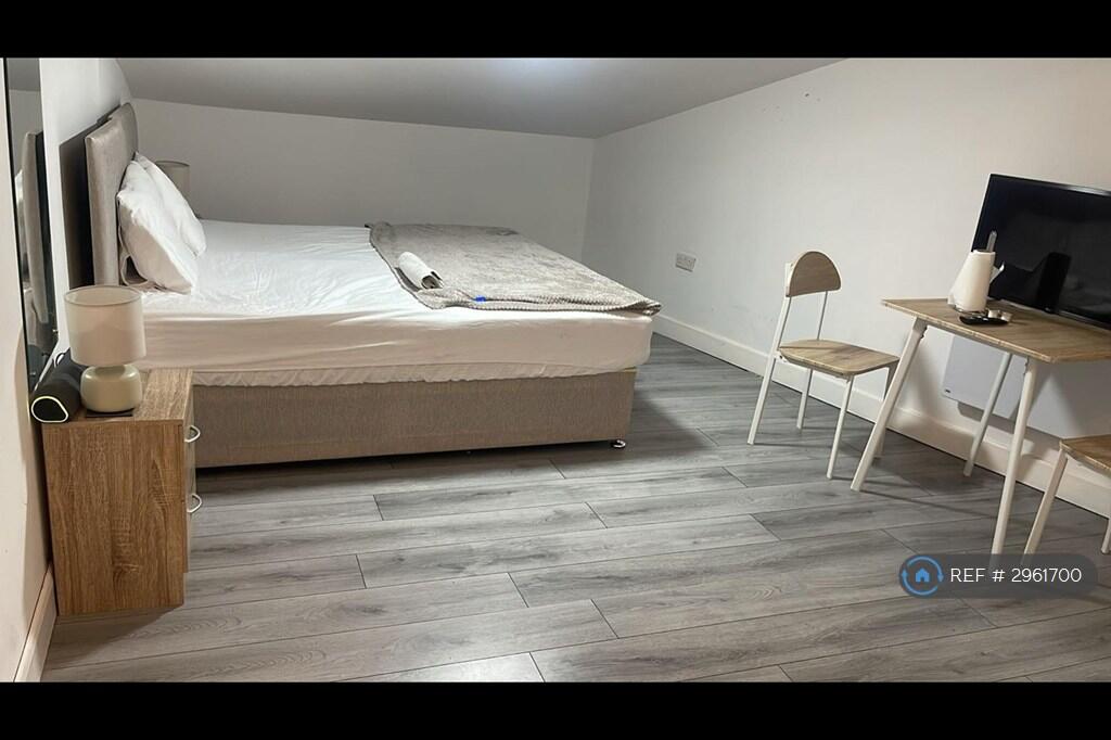 1 bed House Share for rent in Smethwick. From OpenRent 1 bed House Share for rent in Smethwick. From OpenRent