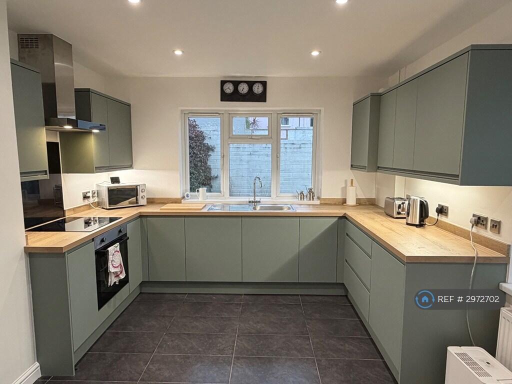 1 bed House Share for rent in Torpoint. From OpenRent 1 bed House Share for rent in Torpoint. From OpenRent