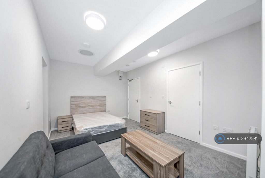 4 bed Studio for rent in Netherton. From OpenRent 4 bed Studio for rent in Netherton. From OpenRent