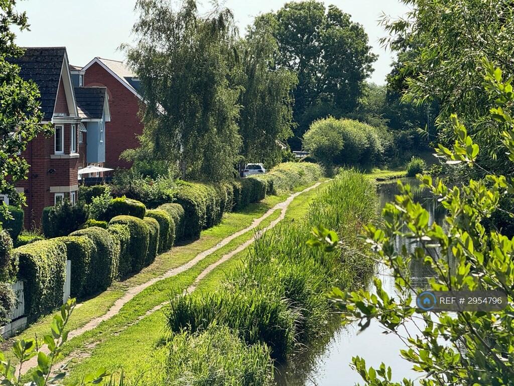 1 bed House Share for rent in Fradley. From OpenRent 1 bed House Share for rent in Fradley. From OpenRent