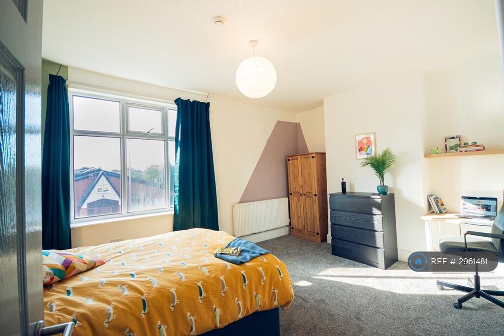 1 bed House Share for rent in Charlestown. From OpenRent 1 bed House Share for rent in Charlestown. From OpenRent