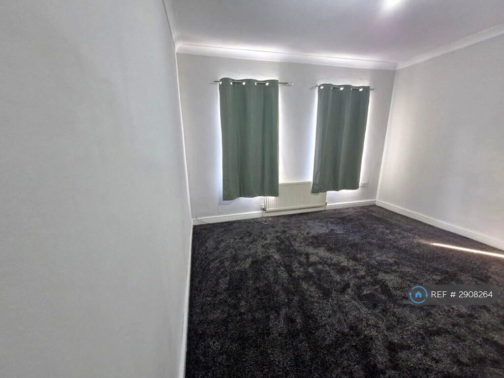 1 bed House Share for rent in Streatley. From OpenRent