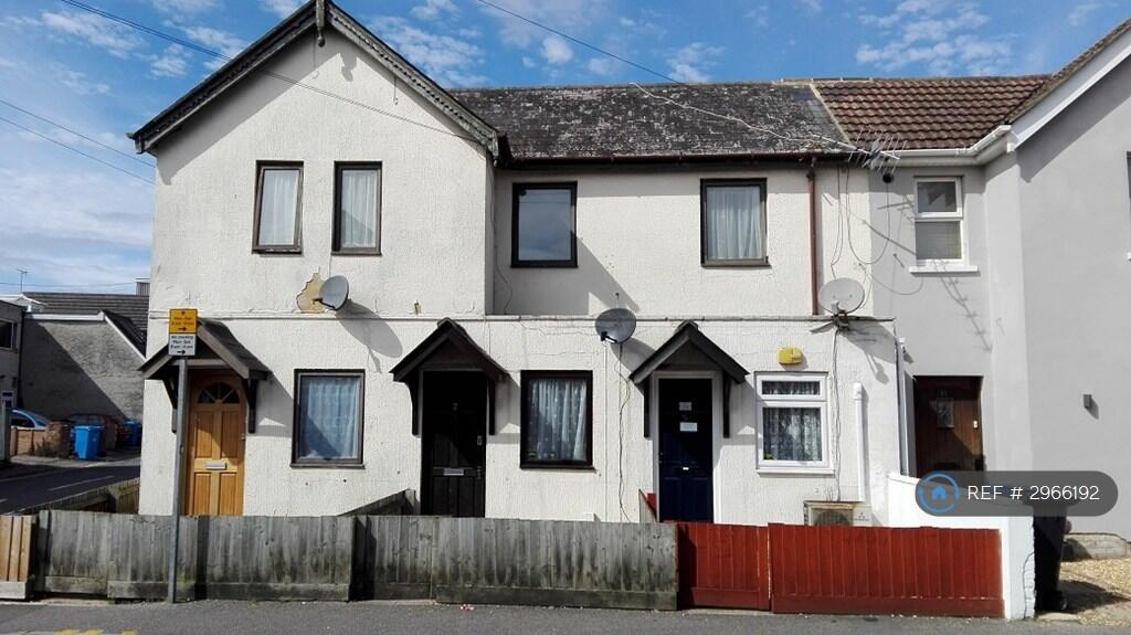 4 bed Studio for rent in Poole. From OpenRent
