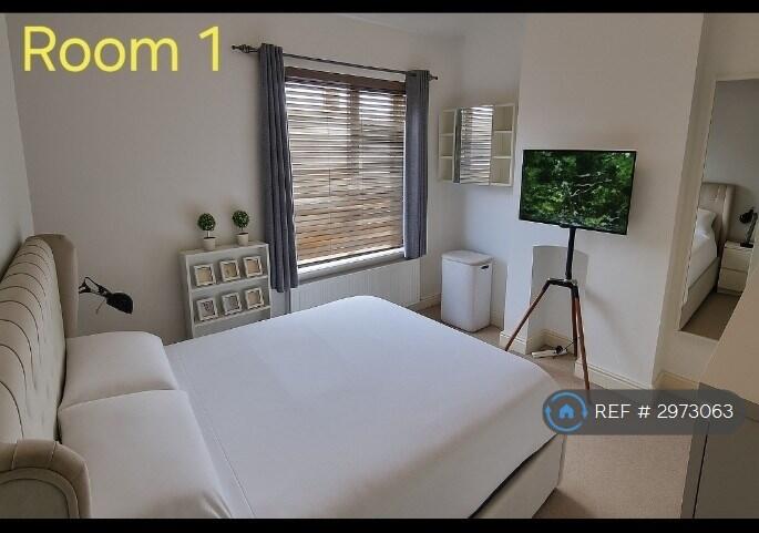 1 bed House Share for rent in Peterborough. From OpenRent 1 bed House Share for rent in Peterborough. From OpenRent
