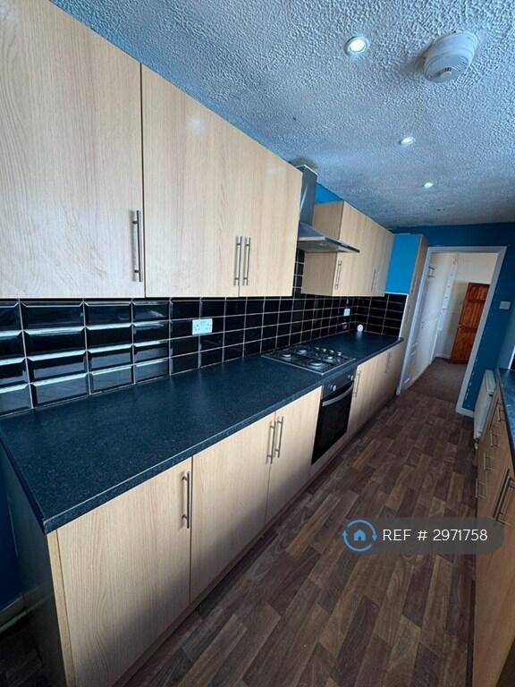 2 bed Mid Terraced House for rent in Sunderland. From OpenRent