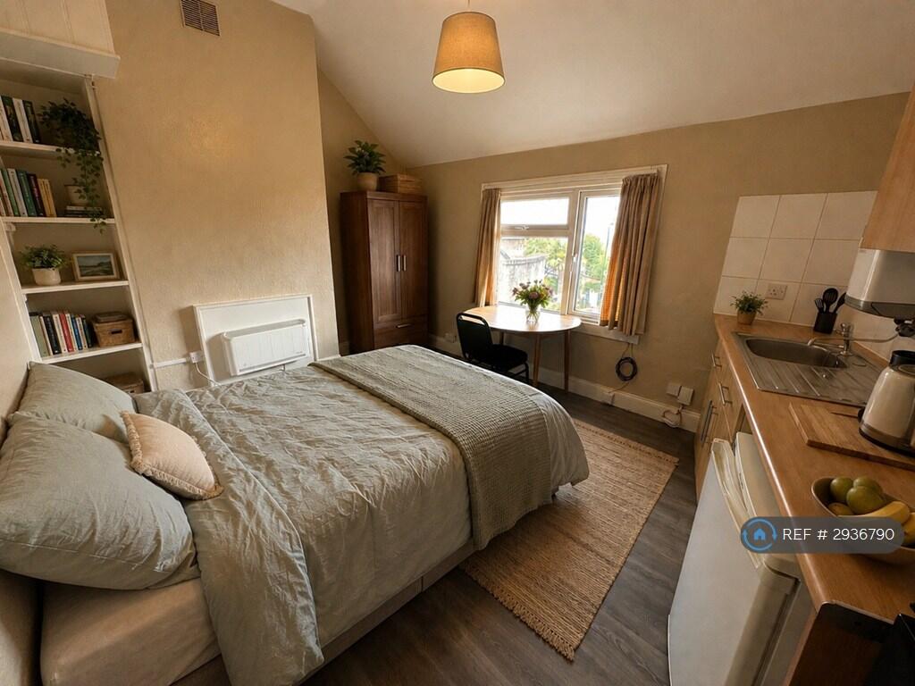 1 bed House Share for rent in Bristol. From OpenRent
