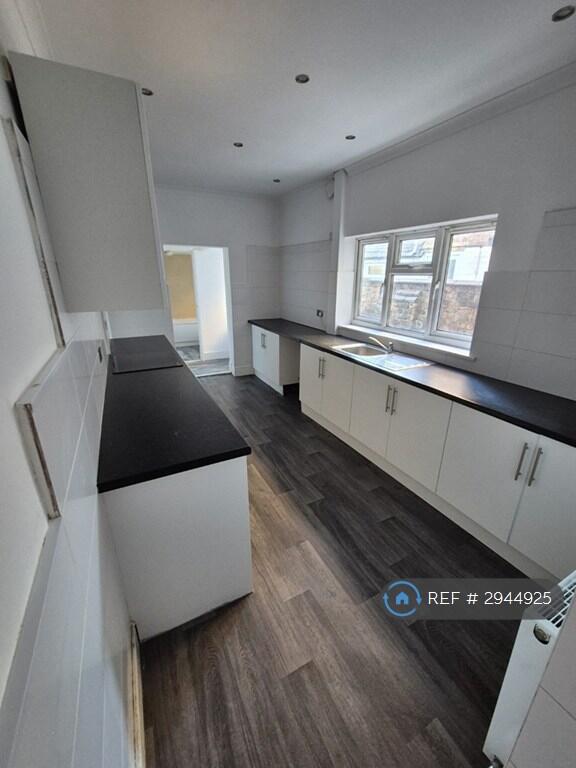 3 bed Mid Terraced House for rent in Cleethorpes. From OpenRent 3 bed Mid Terraced House for rent in Cleethorpes. From OpenRent