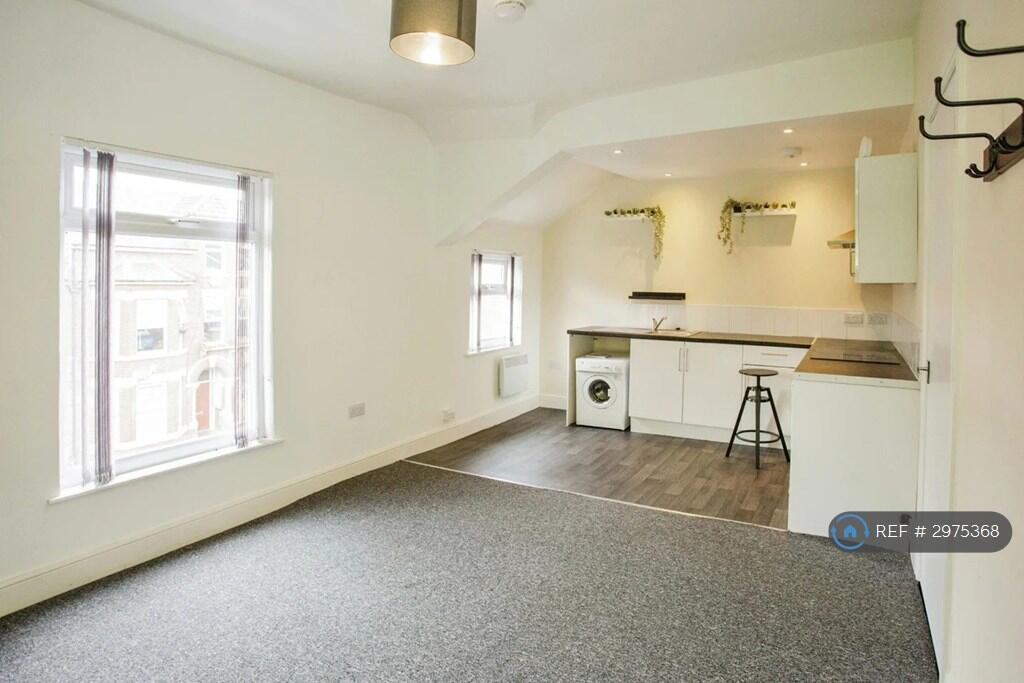 1 bed 1st Floor Flat for rent in Manchester. From OpenRent 1 bed 1st Floor Flat for rent in Manchester. From OpenRent