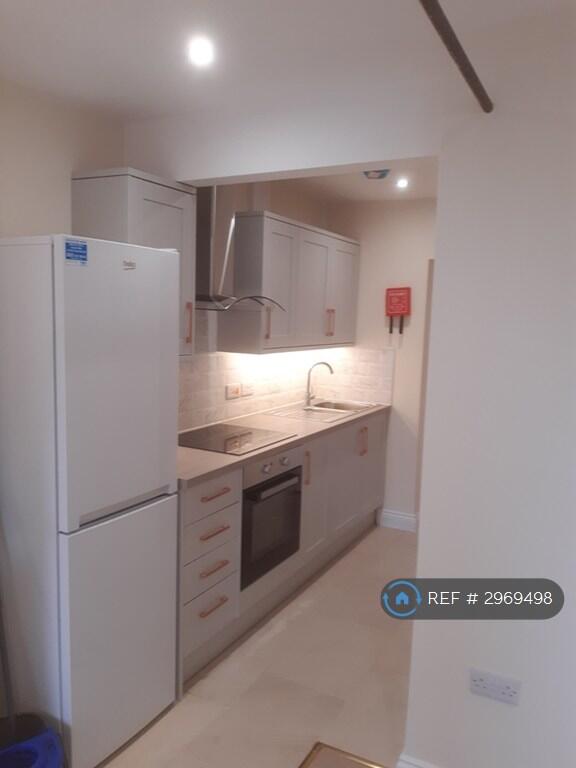 1 bed 1st Floor Flat for rent in Derby. From OpenRent