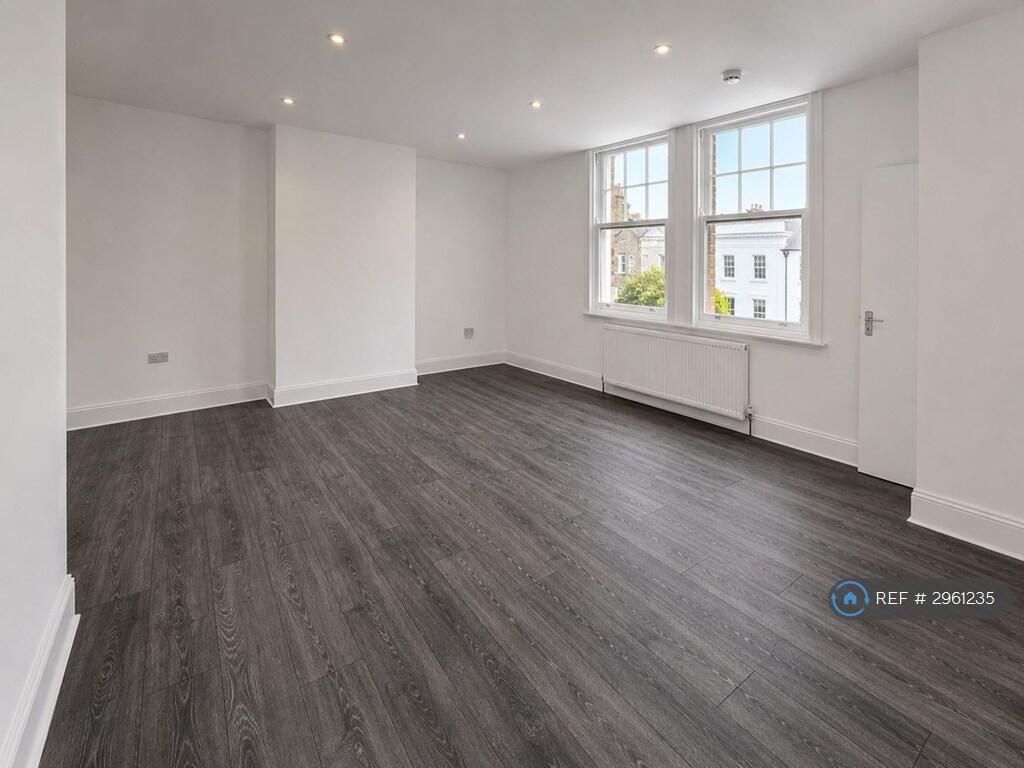 1 bed Flat Share for rent in London. From OpenRent