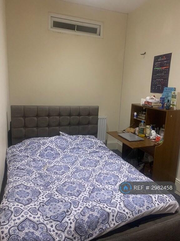 1 bed House Share for rent in Birmingham. From OpenRent