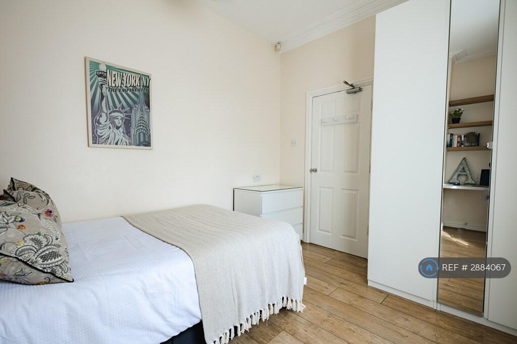 1 bed House Share for rent in Hull. From OpenRent 1 bed House Share for rent in Hull. From OpenRent