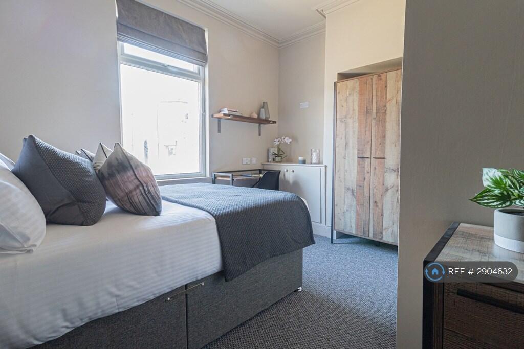 1 bed House Share for rent in Preston. From OpenRent