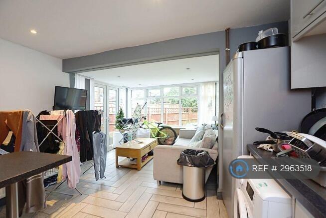 1 bed House Share for rent in Wilmslow. From OpenRent