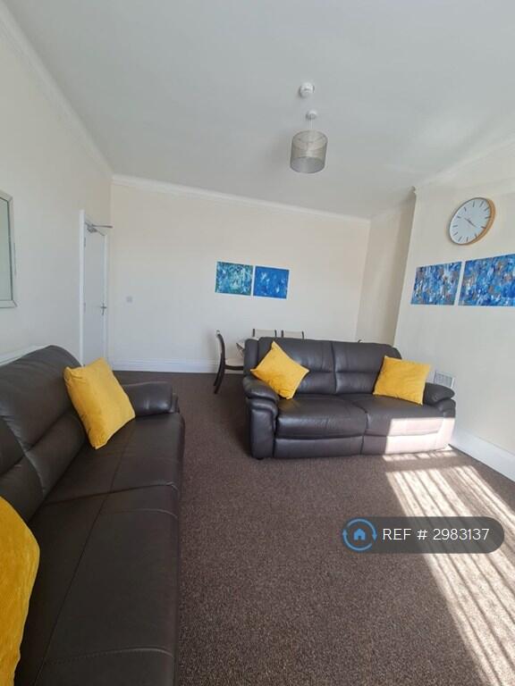 1 bed House Share for rent in Wakefield. From OpenRent