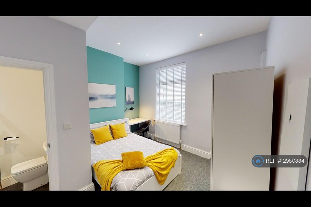 1 bed House Share for rent in Salford. From OpenRent