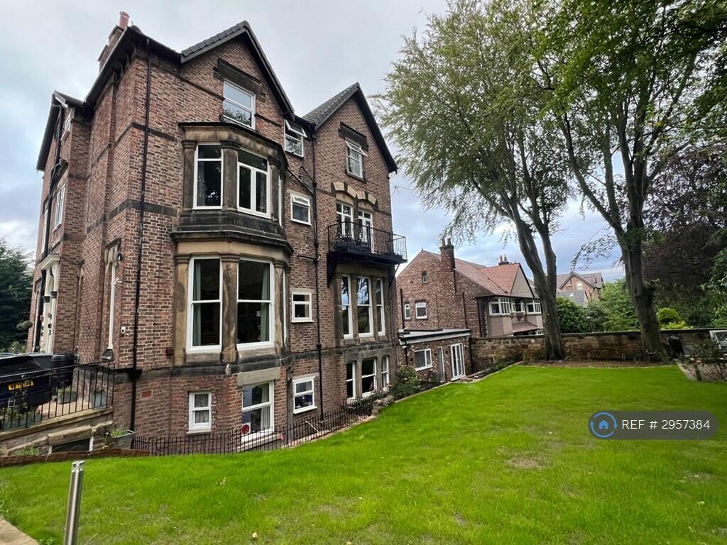 1 bed 1st Floor Flat for rent in Birkenhead. From OpenRent