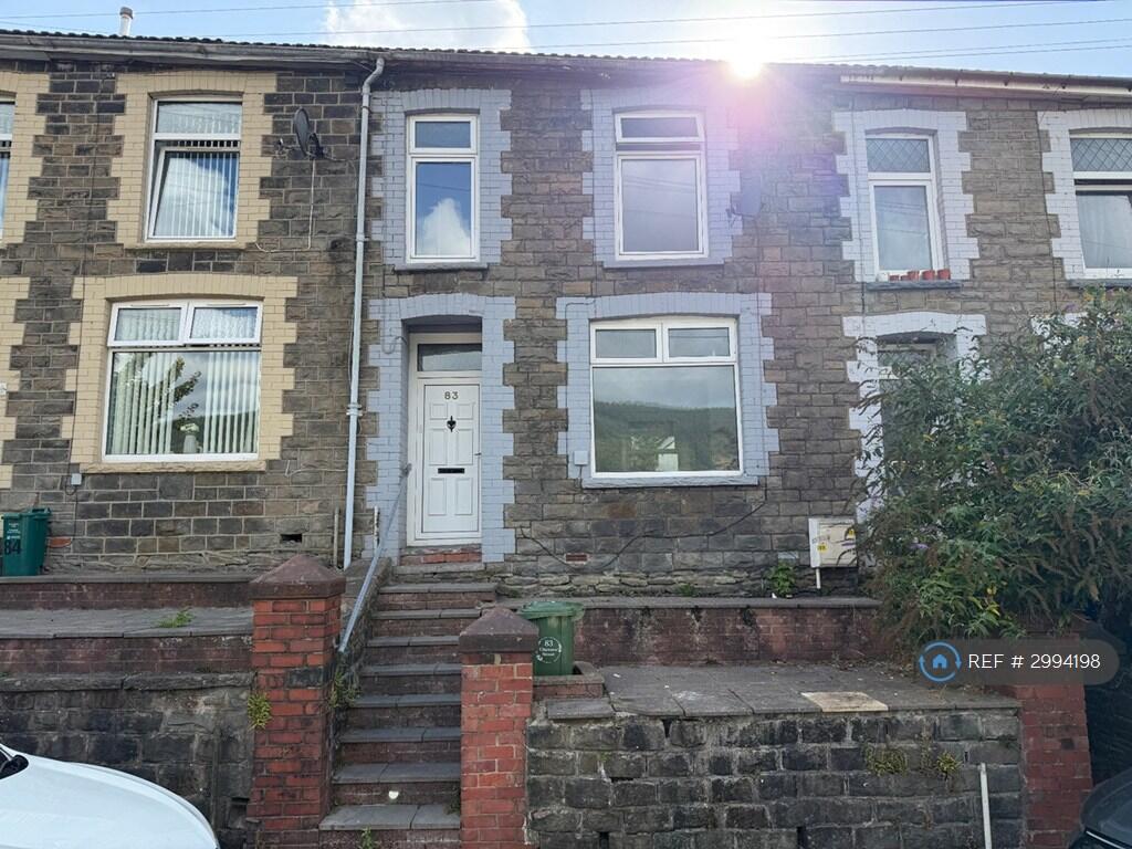 3 bed Mid Terraced House for rent in Mountain Ash. From OpenRent