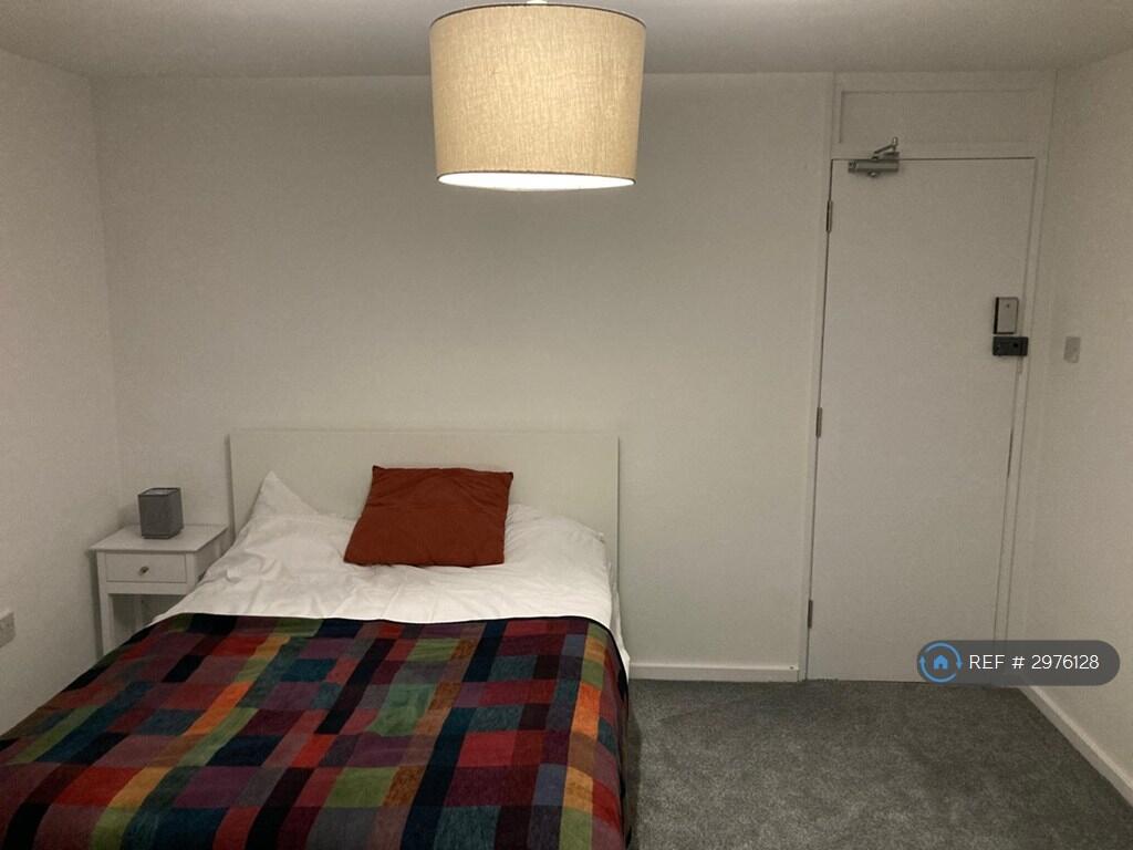 1 bed House Share for rent in Harrow. From OpenRent 1 bed House Share for rent in Harrow. From OpenRent