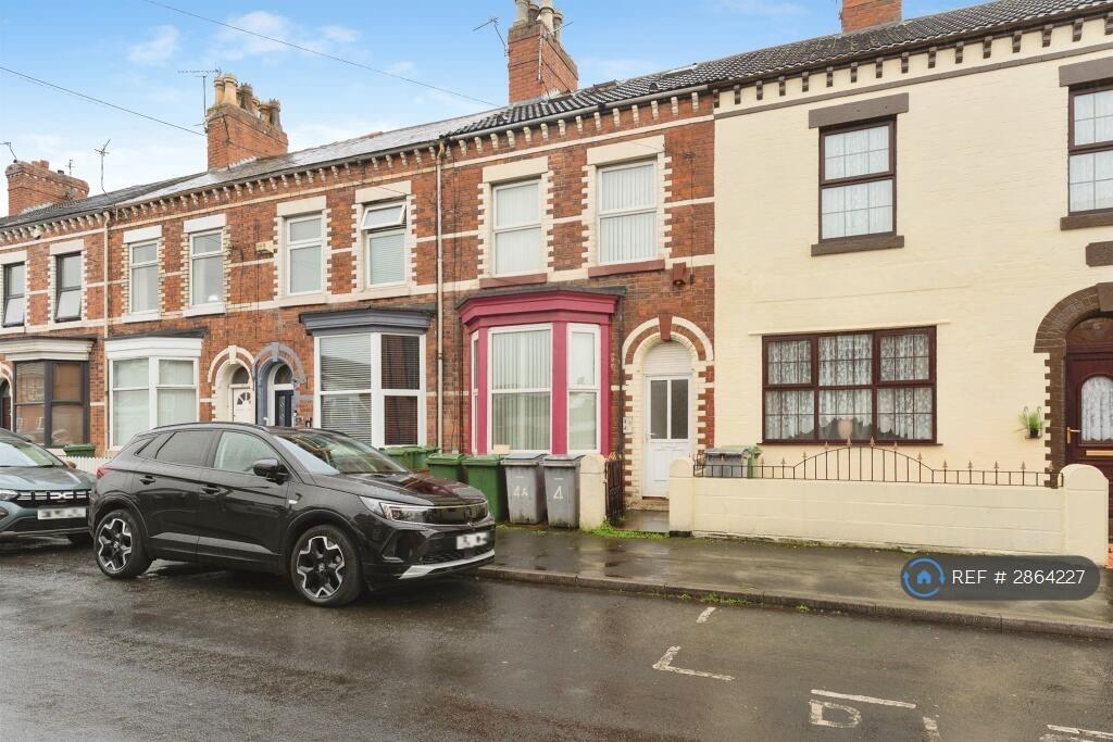 1 bed 1st Floor Flat for rent in Bebington. From OpenRent