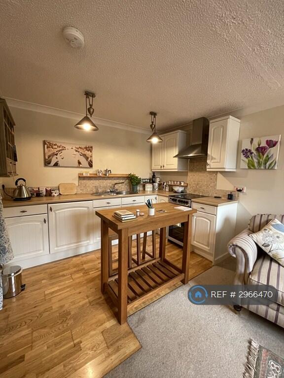 1 bed 1st Floor Flat for rent in Cornworthy. From OpenRent