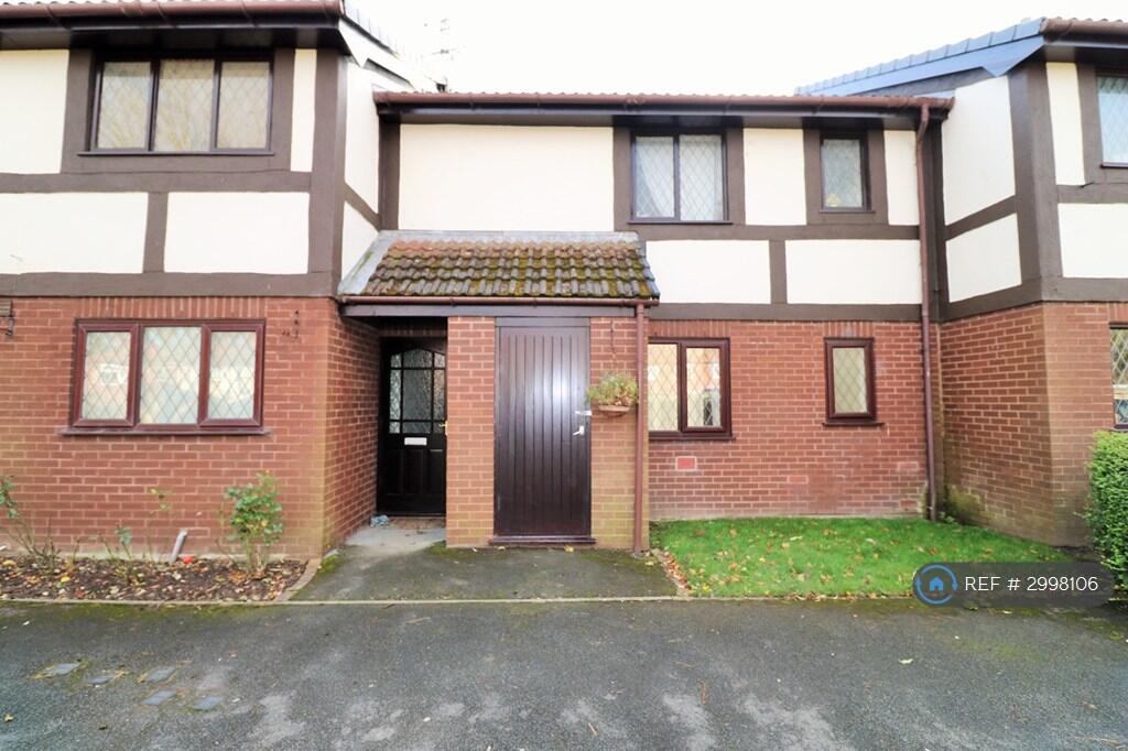4 bed Studio for rent in Blackpool. From OpenRent 4 bed Studio for rent in Blackpool. From OpenRent