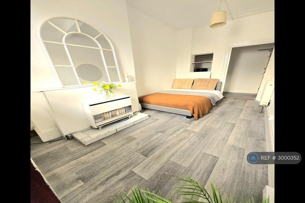 1 bed House Share for rent in Bournemouth. From OpenRent 1 bed House Share for rent in Bournemouth. From OpenRent